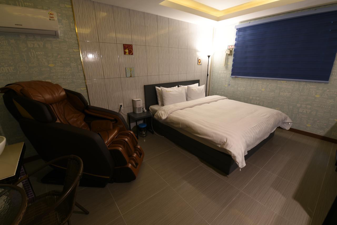 Jecheon Q Motel Buitenkant foto