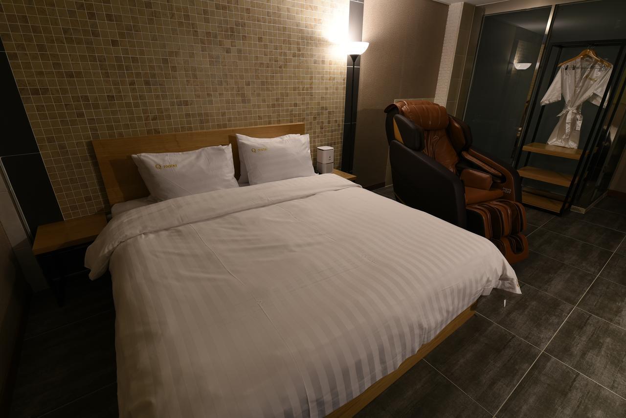 Jecheon Q Motel Buitenkant foto