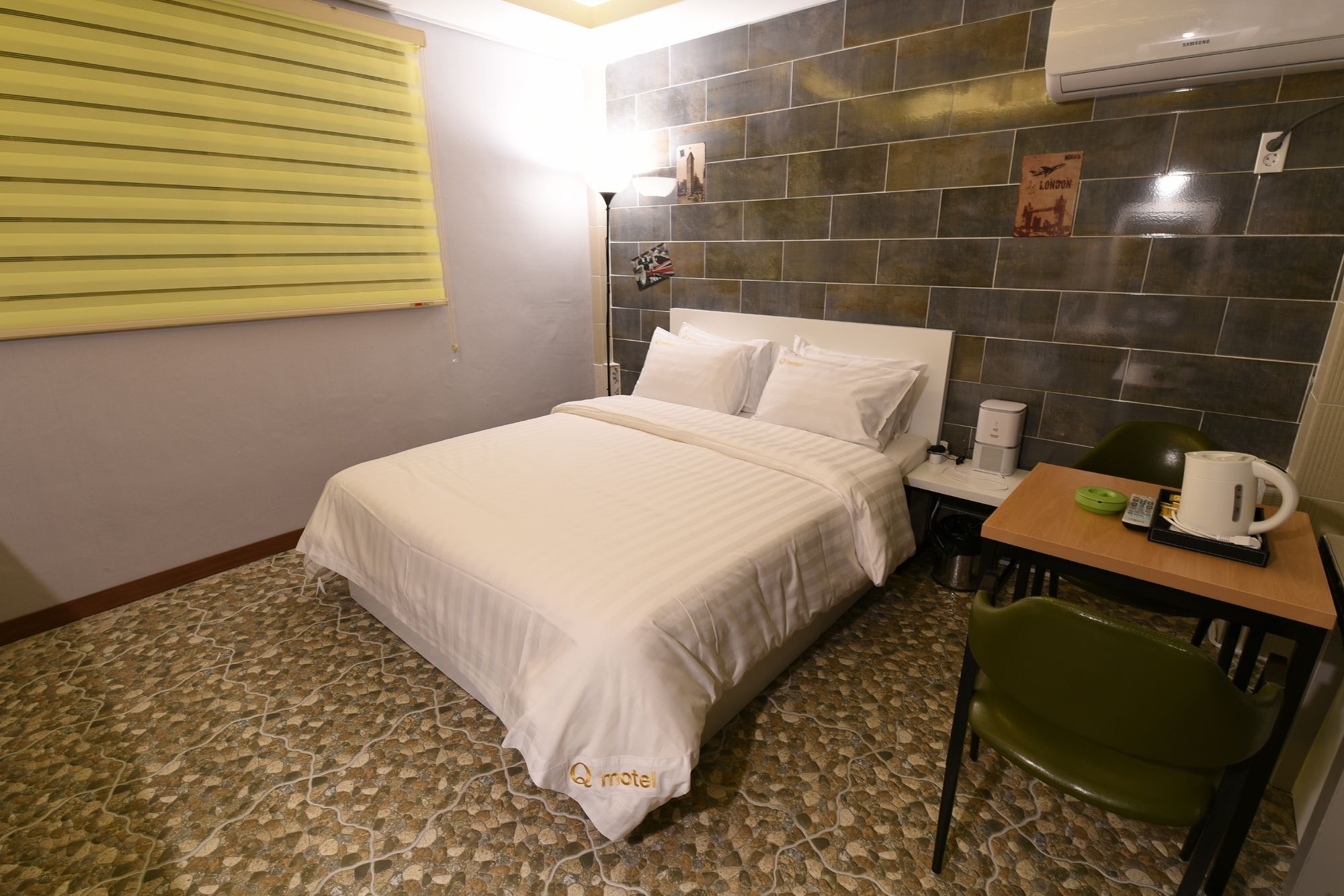 Jecheon Q Motel Buitenkant foto